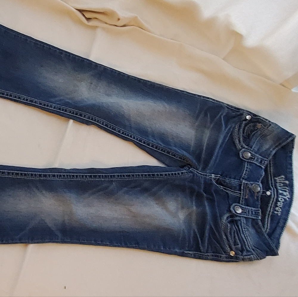 Wallflower 0Reg Flare jeans dark wash like new
